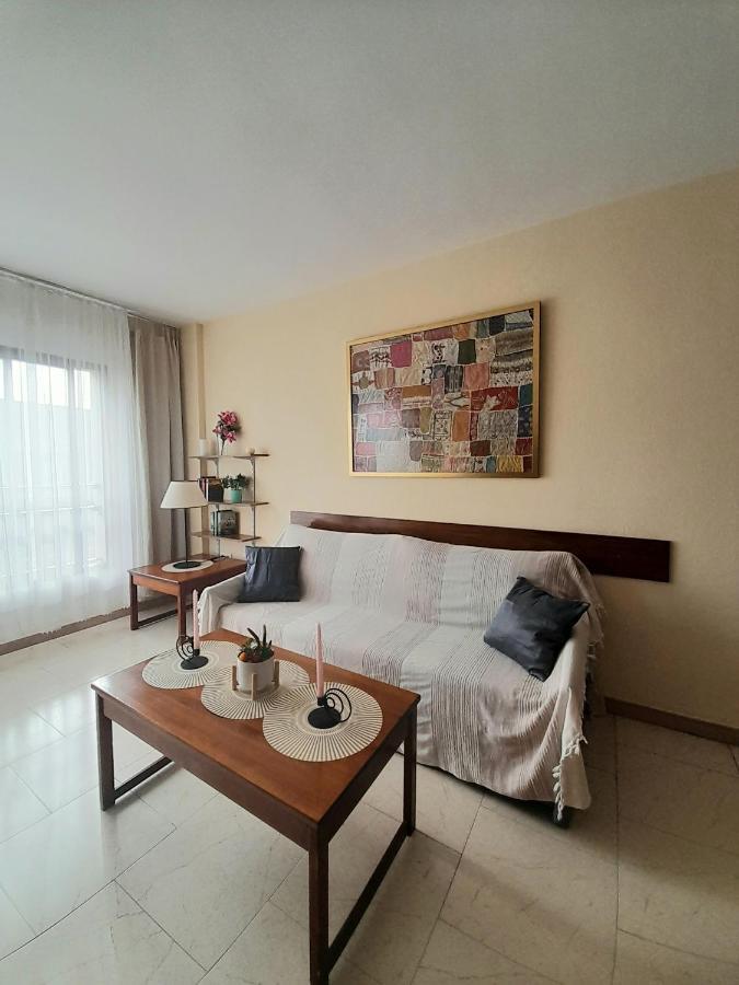 Nice Apartment In Hotel Ronda 4 First Beach Line Fuengirola Exterior photo