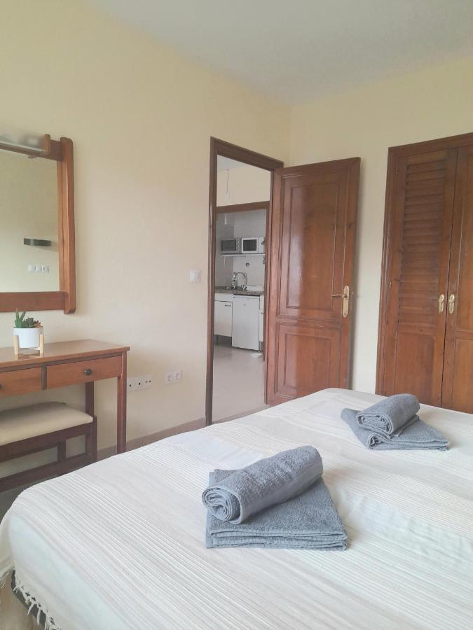 Nice Apartment In Hotel Ronda 4 First Beach Line Fuengirola Exterior photo
